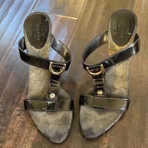 Gucci Black Patent Leather Heels